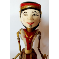 Wayang pop met bijzonder hoofd